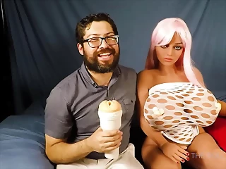 Kevin Yardley Fucks No Mona Corona Sex Doll With Cute Breasts